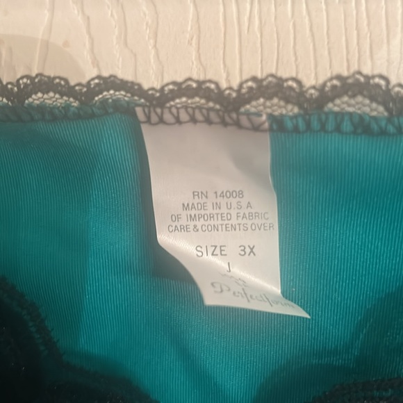 Ladies cami - Picture 7 of 7